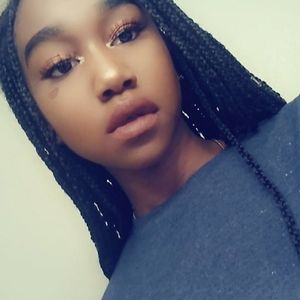 Meet your Posher, Jenasis